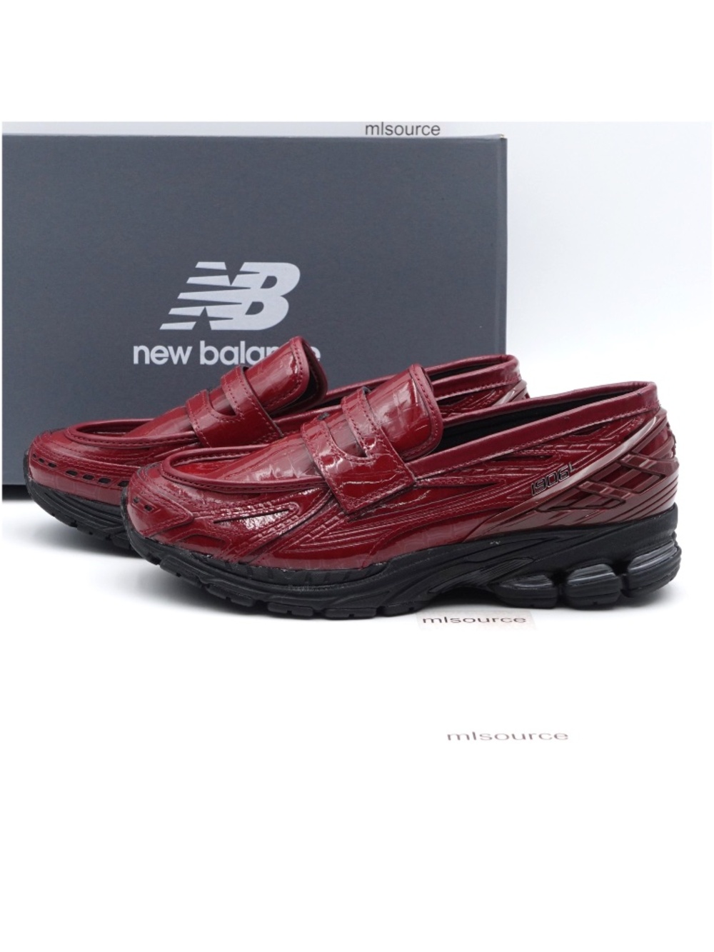 NEW Size 9 Men's New Balance 1906L Slip-On Patent Leather Loafer Sneakers